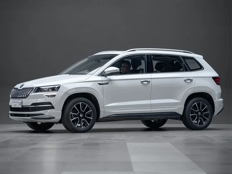 Skoda Karoq — фото 1
