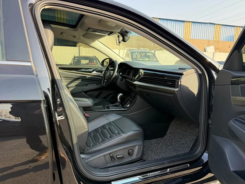 Volkswagen Passat — фото 12