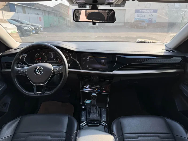 Volkswagen Passat — фото 10