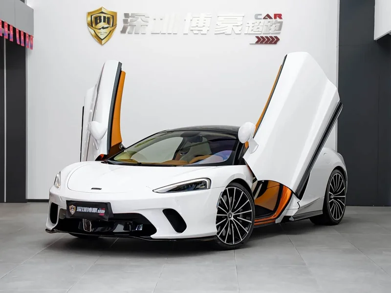 McLaren GT — фото 1