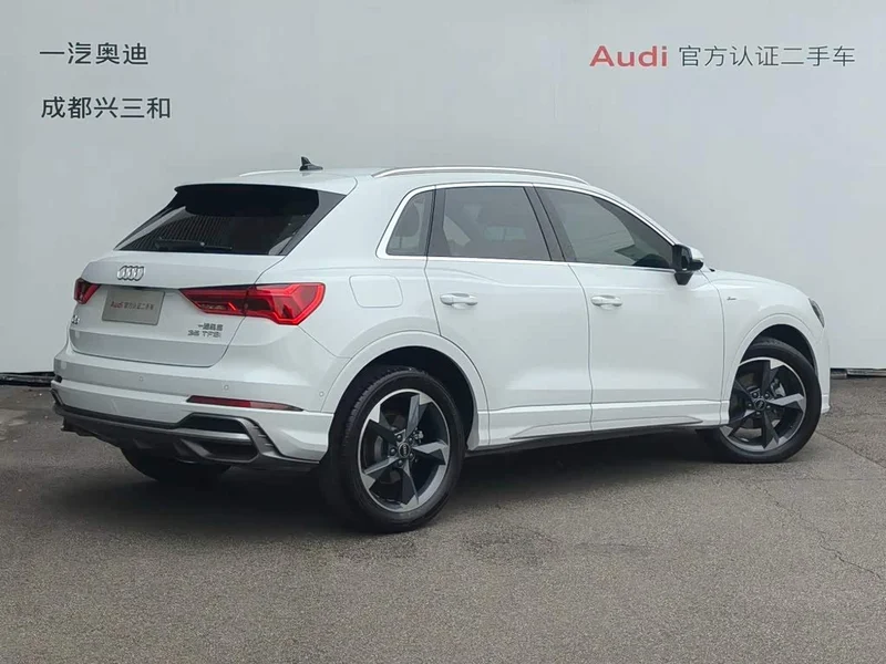 Audi Q3 — фото 5