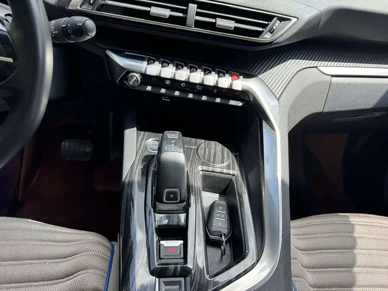 Peugeot 4008 — фото 12