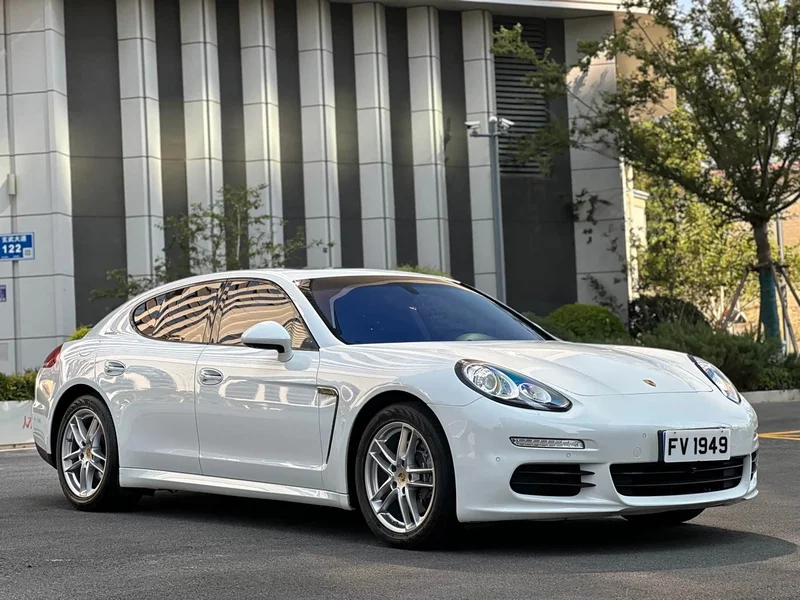 Porsche Panamera — фото 5