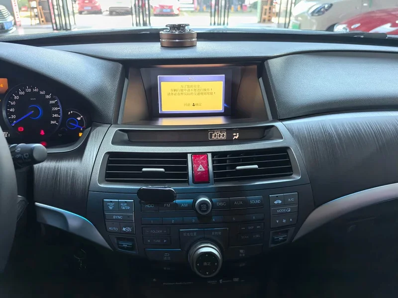 Honda Crosstour — фото 13