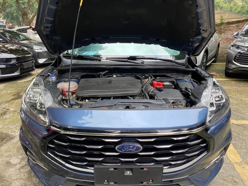 Ford Edge — фото 15
