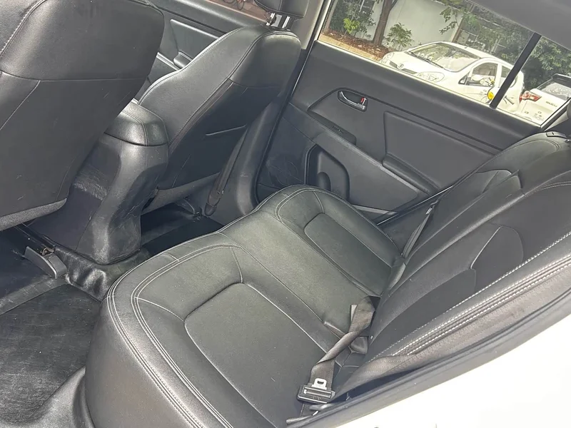 Kia Sportage — фото 14