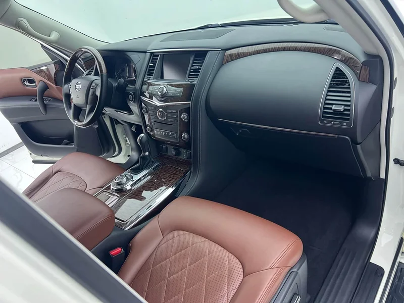 Nissan Patrol — фото 15