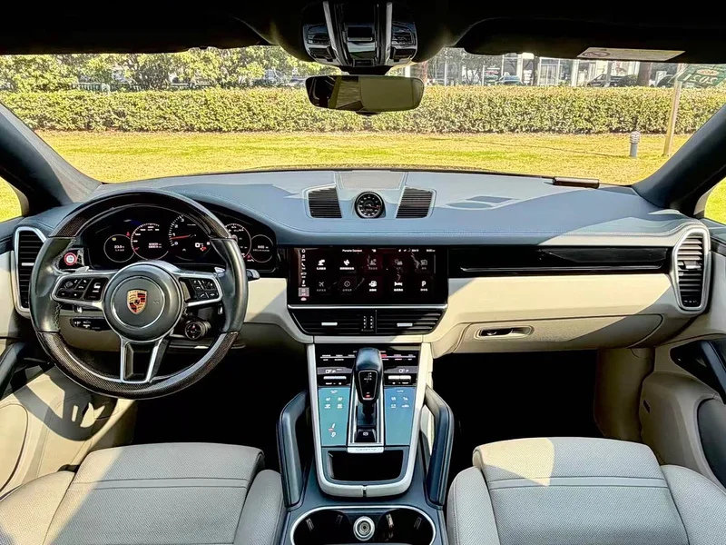 Porsche Cayenne — фото 9