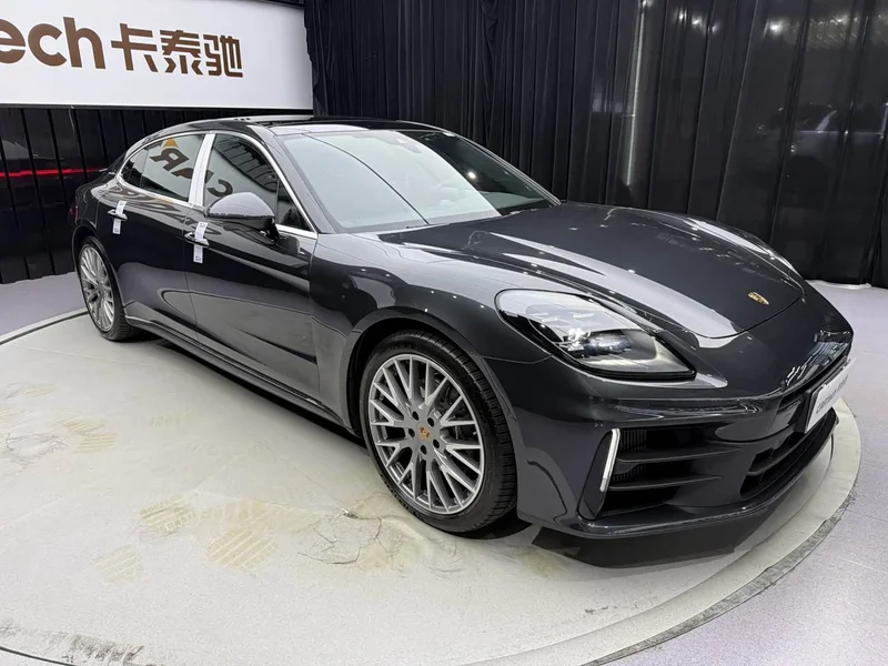 Porsche Panamera — фото 16