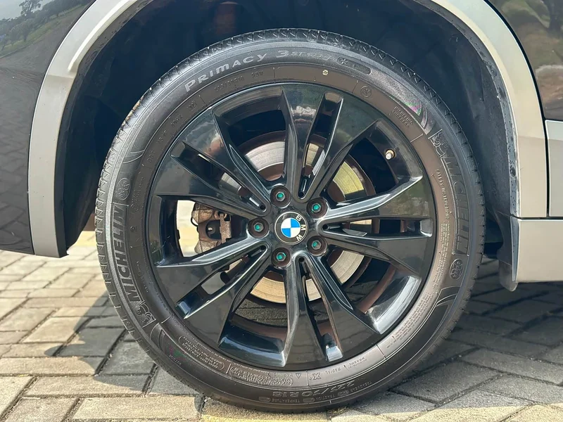 BMW X2 — фото 12
