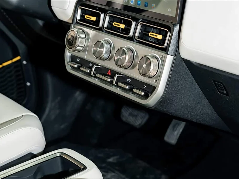iCAR Super V23 — фото 19