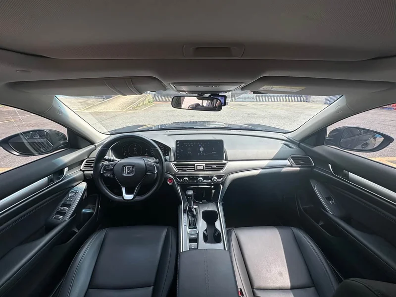 Honda Accord — фото 15