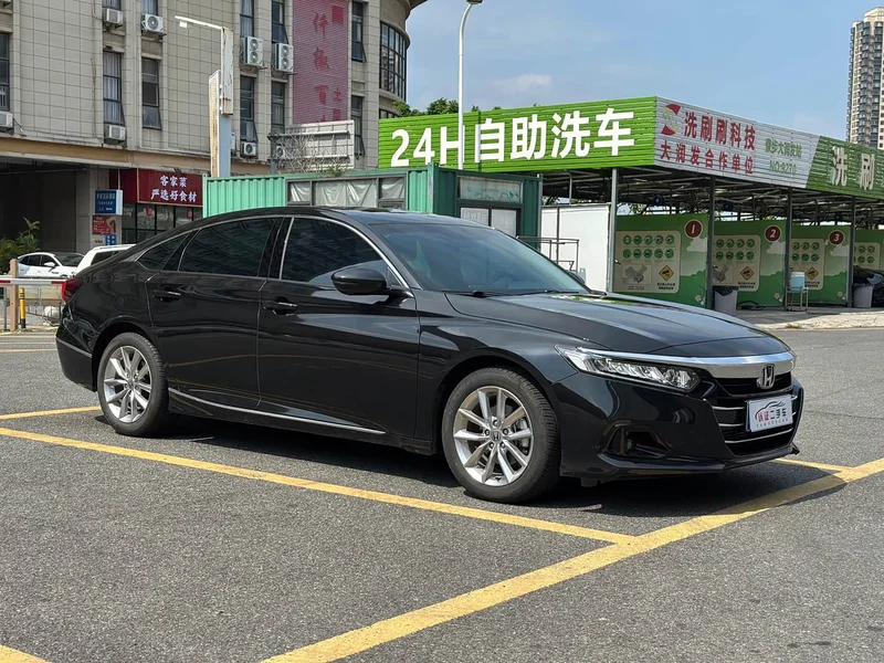 Honda Accord — фото 3