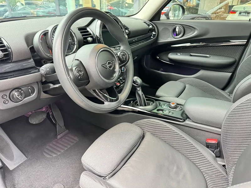 MINI CLUBMAN — фото 16