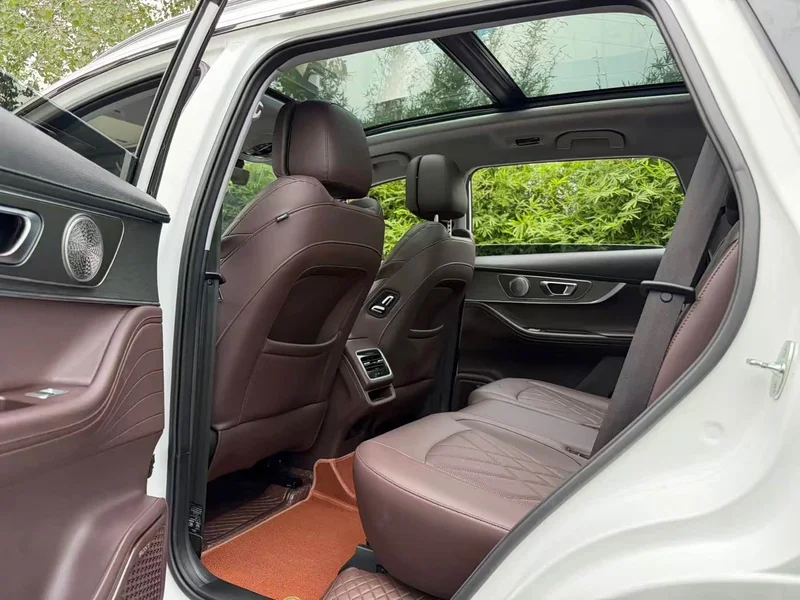 Chery Tiggo 8 Pro — фото 12