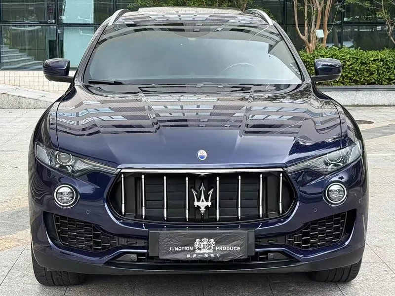 Maserati Levante — фото 2