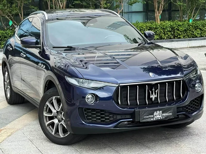 Maserati Levante — фото 3