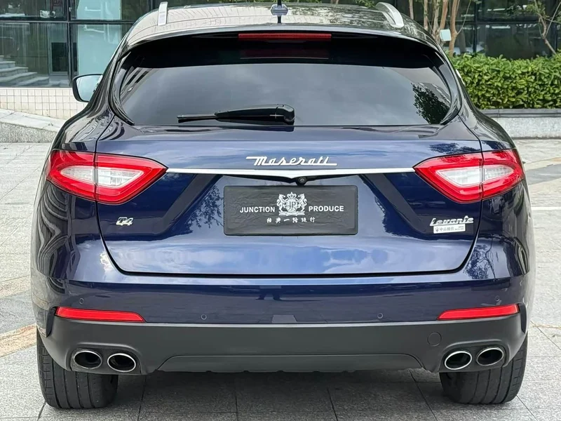 Maserati Levante — фото 5