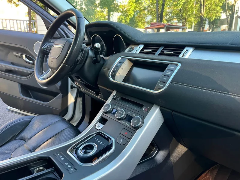 Land Rover Range Rover — фото 12