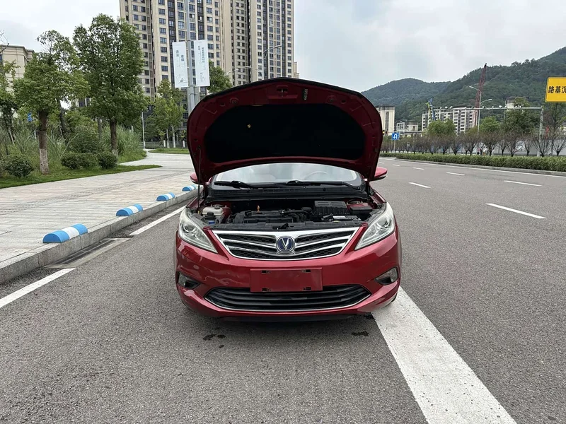 Changan Eado — фото 24