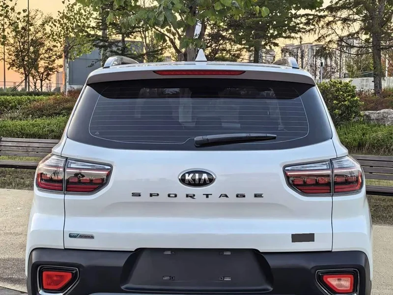Kia Sportage — фото 15