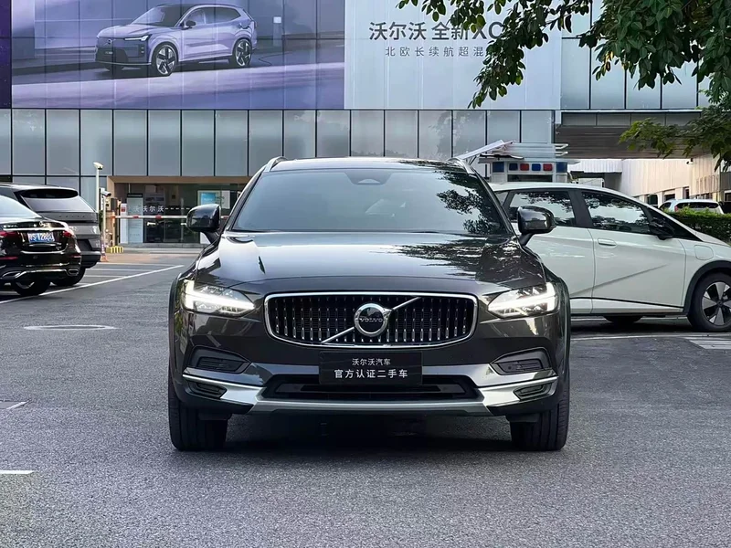 Volvo V90 — фото 2