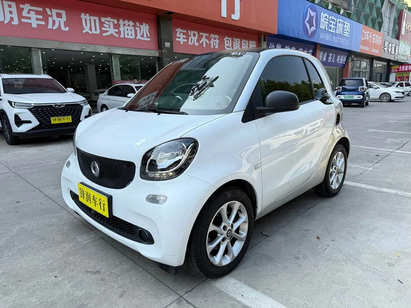Smart Fortwo — фото 1