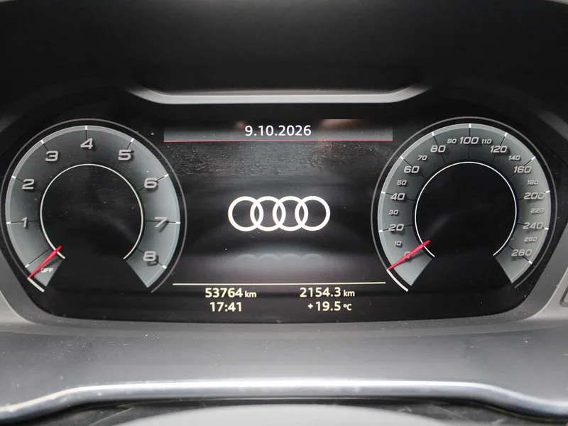 Audi Q3 — фото 10