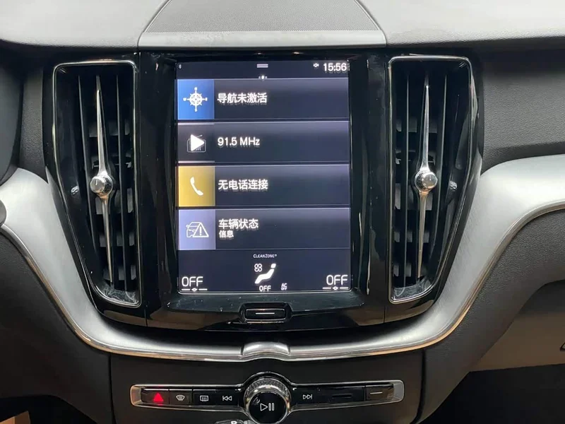 Volvo XC60 — фото 15