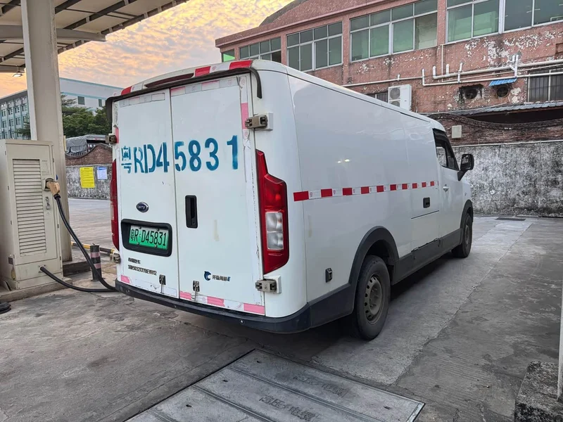 BYD Dolphin EV — фото 4