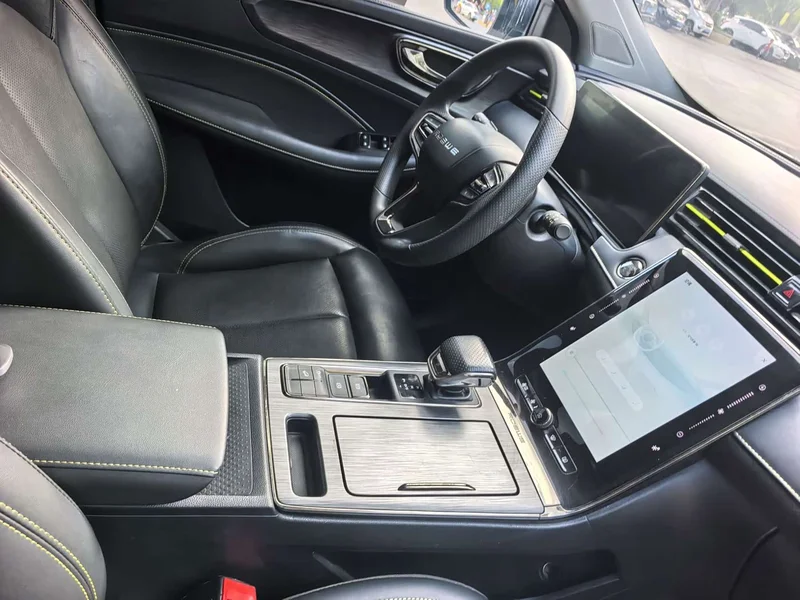Roewe RX5 — фото 10