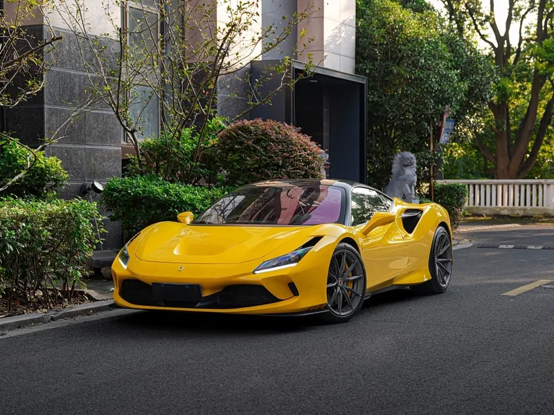 Ferrari F8 — фото 1