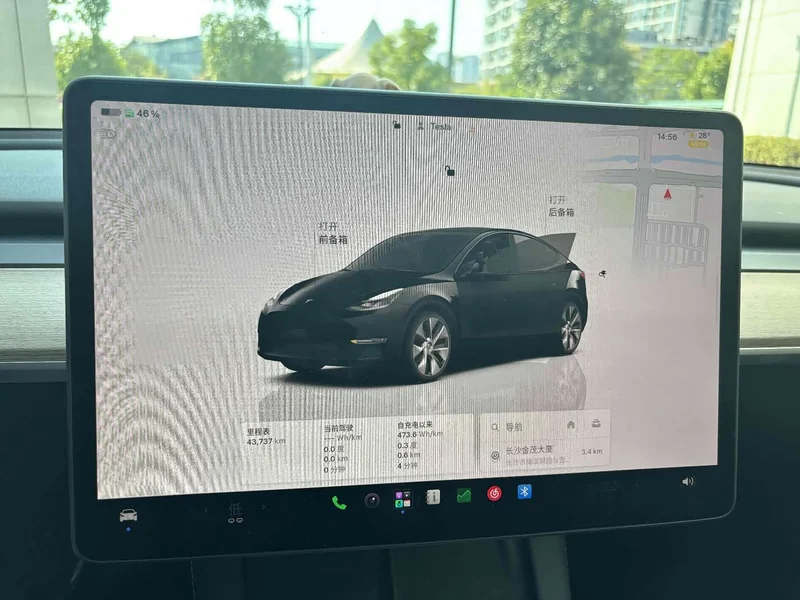Tesla Model Y — фото 7