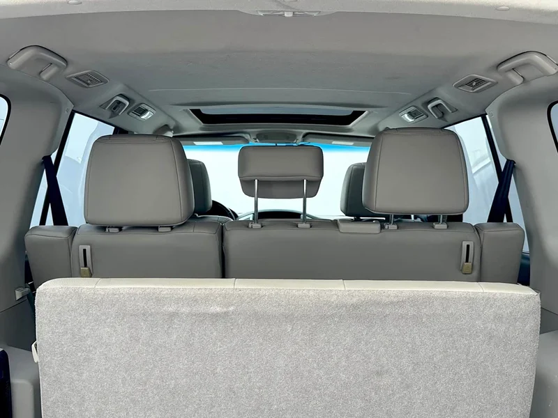 Mitsubishi Pajero (Imported) — фото 11
