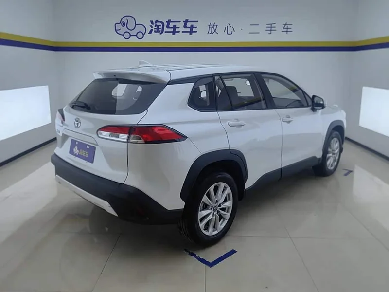 Toyota Corolla Cross — фото 3