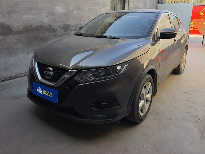 Nissan Qashqai — фото 1