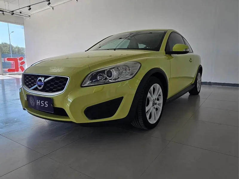 Volvo C30 — фото 1