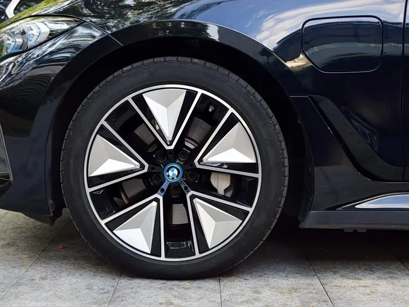 BMW i3 — фото 14
