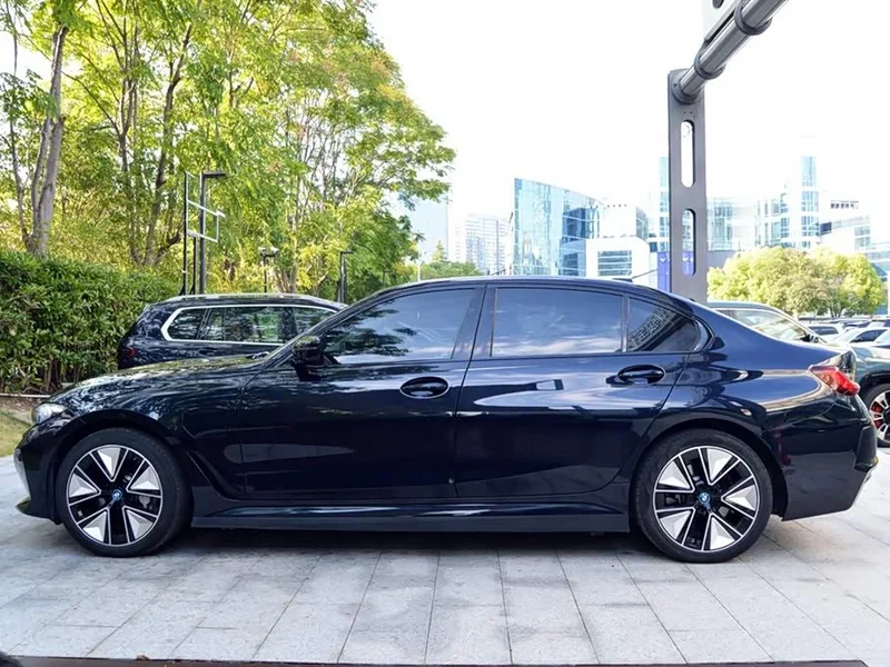 BMW i3 — фото 2