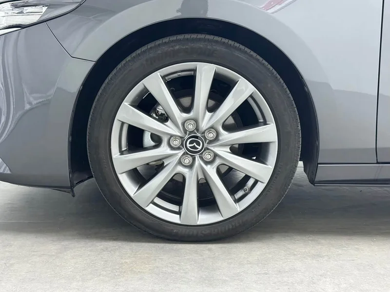 Mazda 3 Axela — фото 18