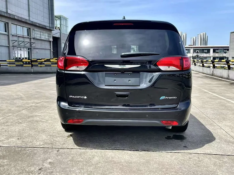 Jeep Grand Voyager PHEV (Imported) — фото 5