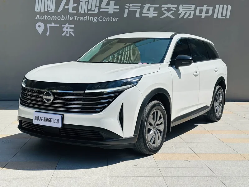 Nissan Pathfinder — фото 15