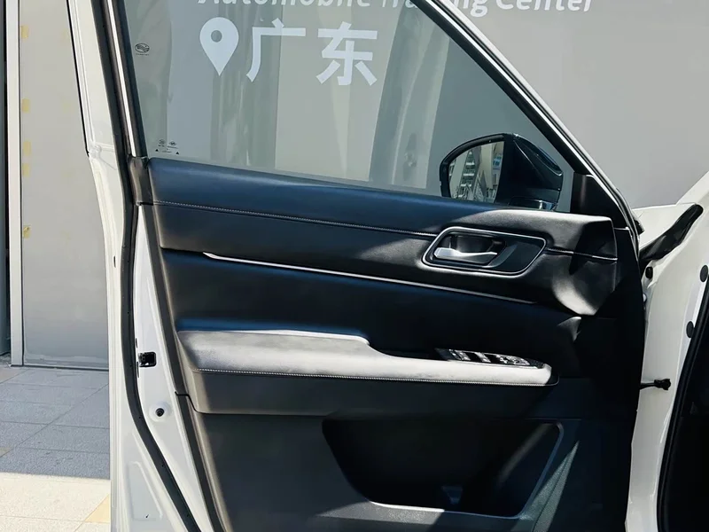 Nissan Pathfinder — фото 21