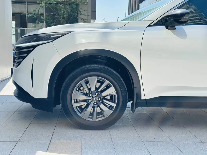 Nissan Pathfinder — фото 22