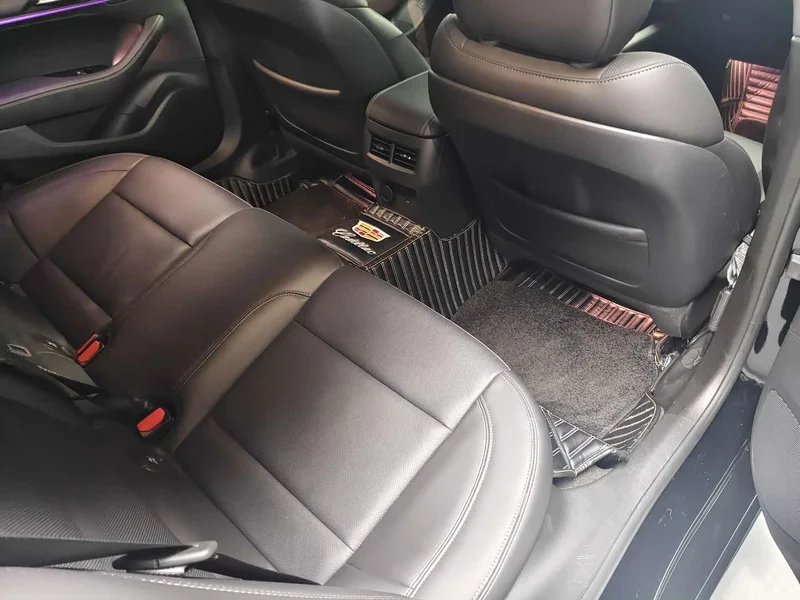 Cadillac CT5 — фото 17