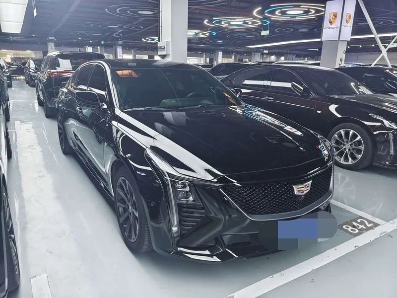 Cadillac CT5 — фото 3