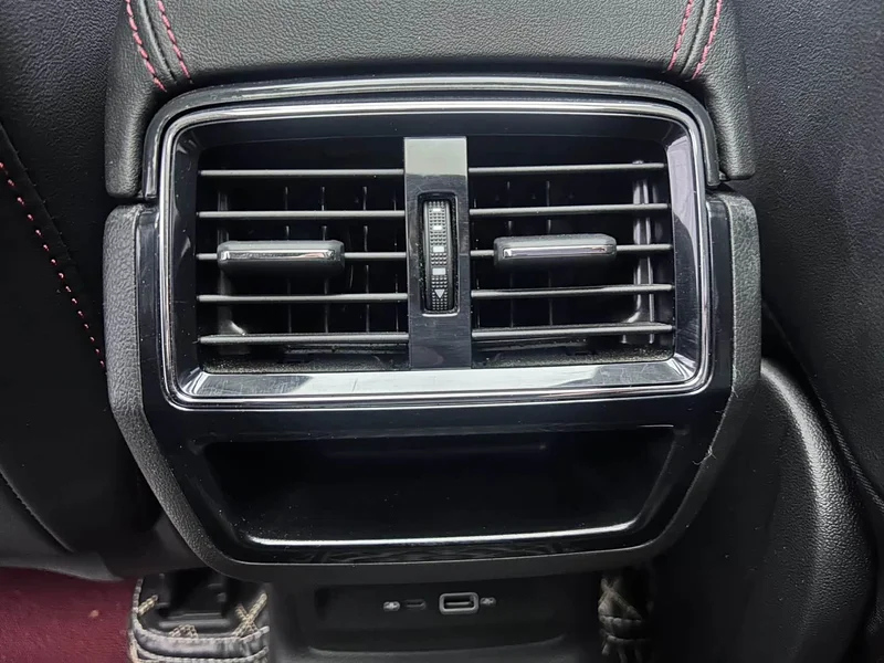 Skoda Karoq — фото 16