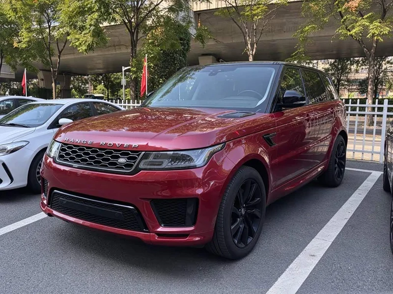 Land Rover Range Rover — фото 1