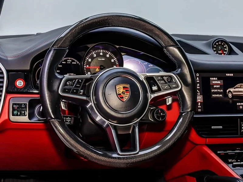 Porsche Cayenne — фото 25