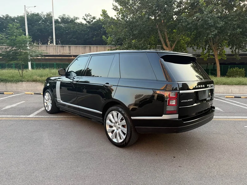 Land Rover Range Rover — фото 10